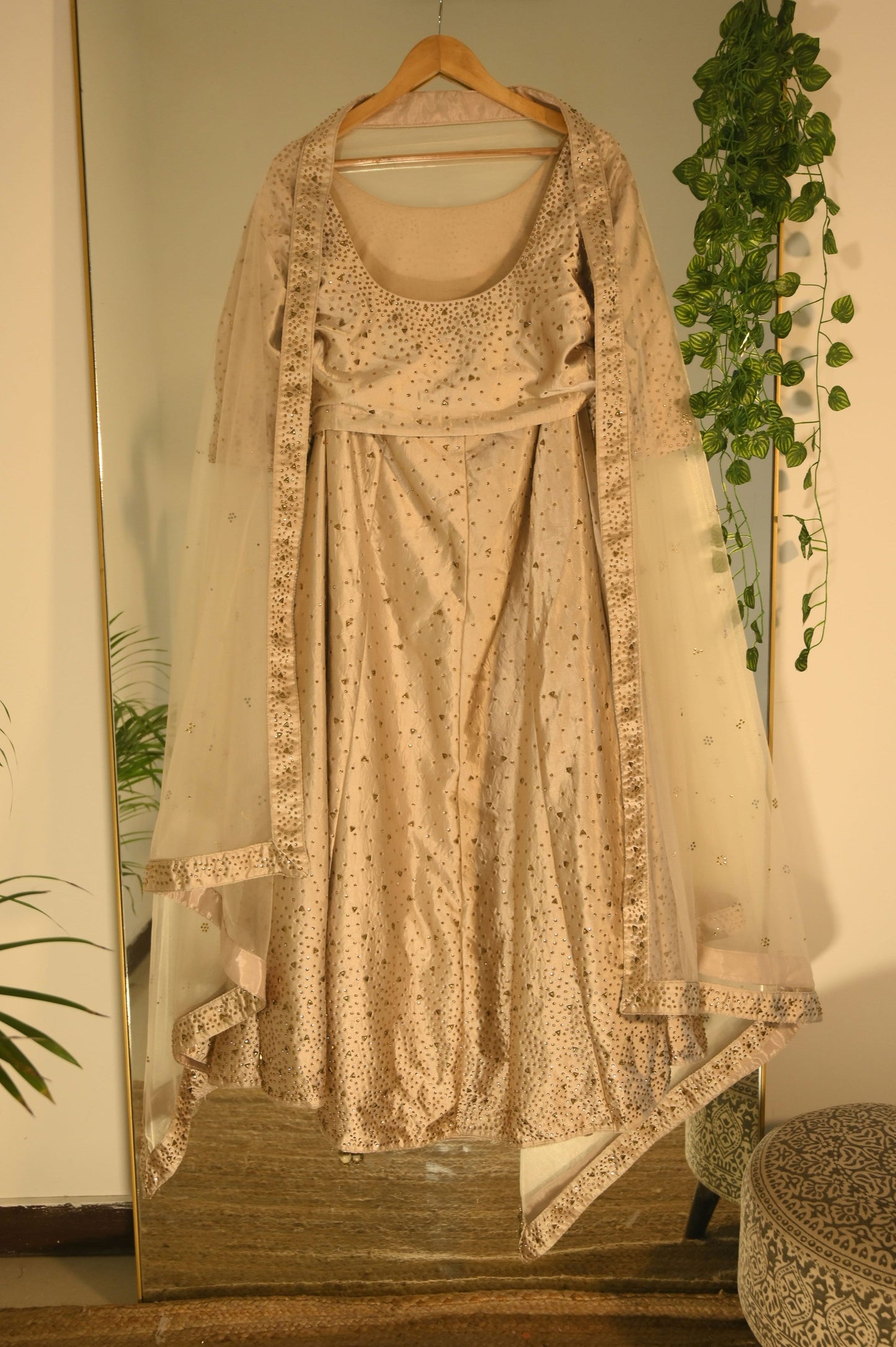 Creme lehenga set with stonework